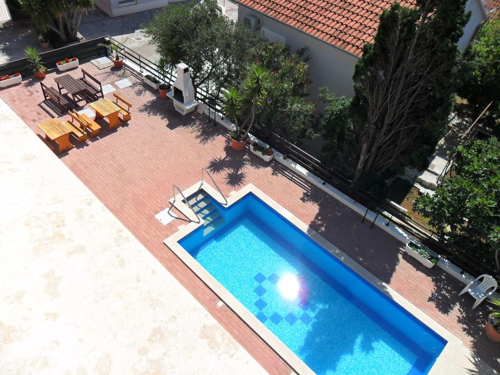 Apartment Villa Businci トロギール エクステリア 写真