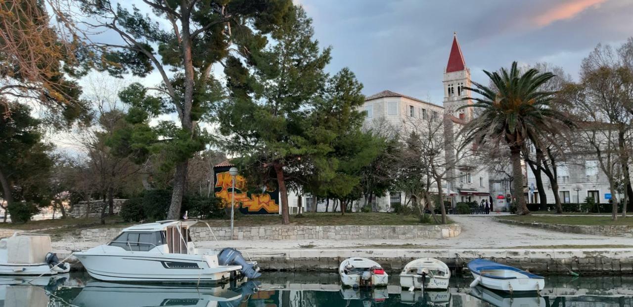 Apartment Villa Businci トロギール エクステリア 写真
